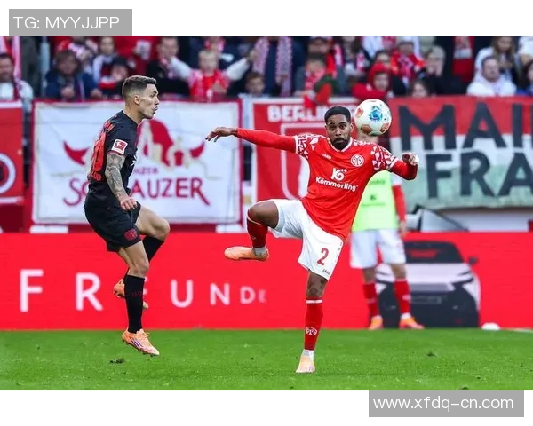 勒沃库森继续领跑德甲榜首坐稳